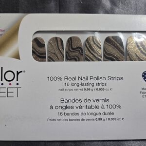 Color Street Nail Polish Strips - Sorry Not Quary